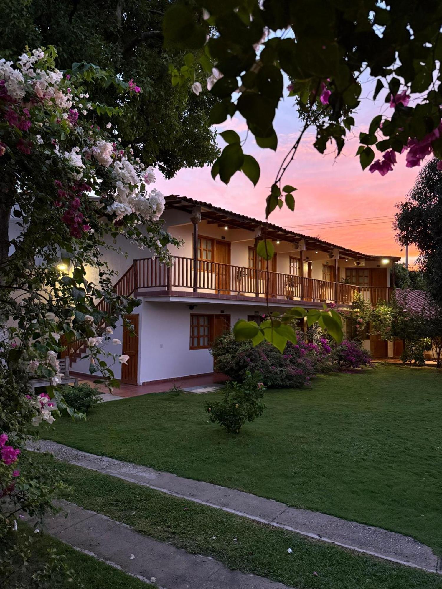 Hotel Jardin Boutique Rodadero Санта-Марта Экстерьер фото